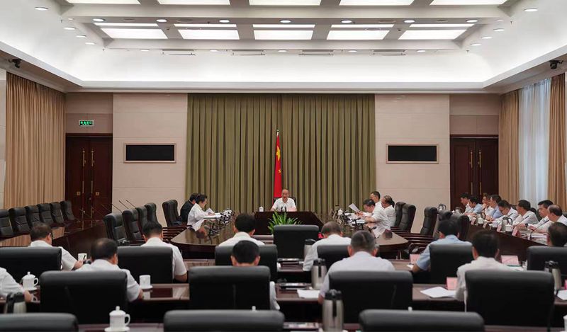 省政府党组理论学习中心组召开专题学习会深入学习贯彻习近平总书记来川视察重要指示精神「相关图片」